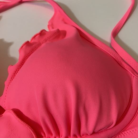Victoria’s Secret pink bikini top - Picture 2 of 6